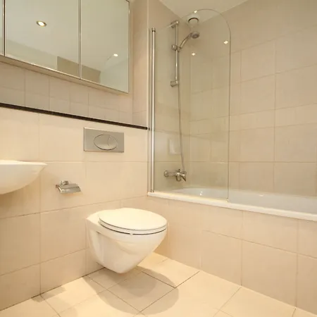 Apartment Grand Canal Quay - 3 Bedroom *