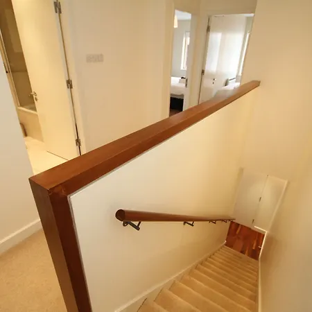 Apartment Grand Canal Quay - 3 Bedroom *