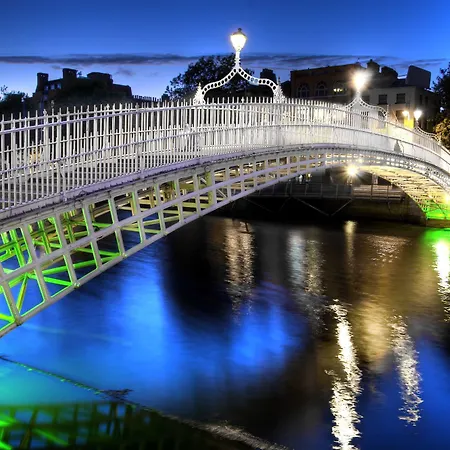 Grand Canal Quay - 3 Bedroom * Dublin